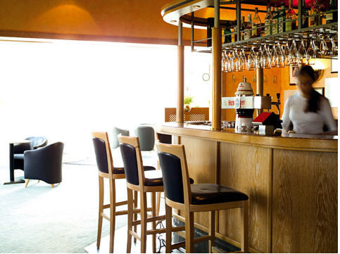 Courtyard By Marriott Magdeburg Hotel